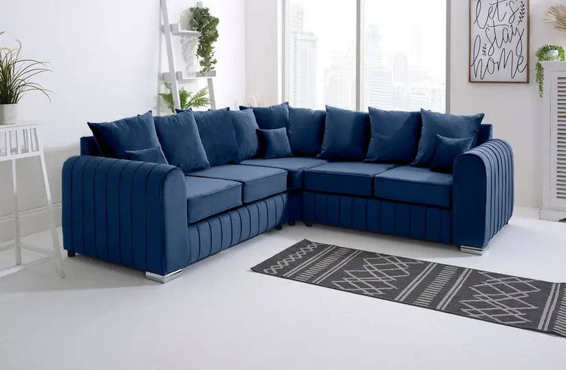 Lilly Corner Scatterback Darnall Furniture