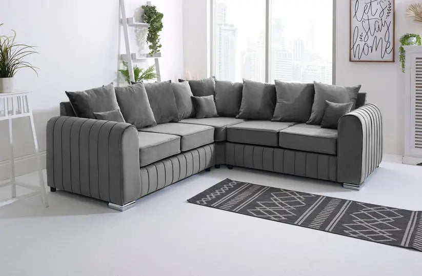 Lilly Corner Scatterback Darnall Furniture